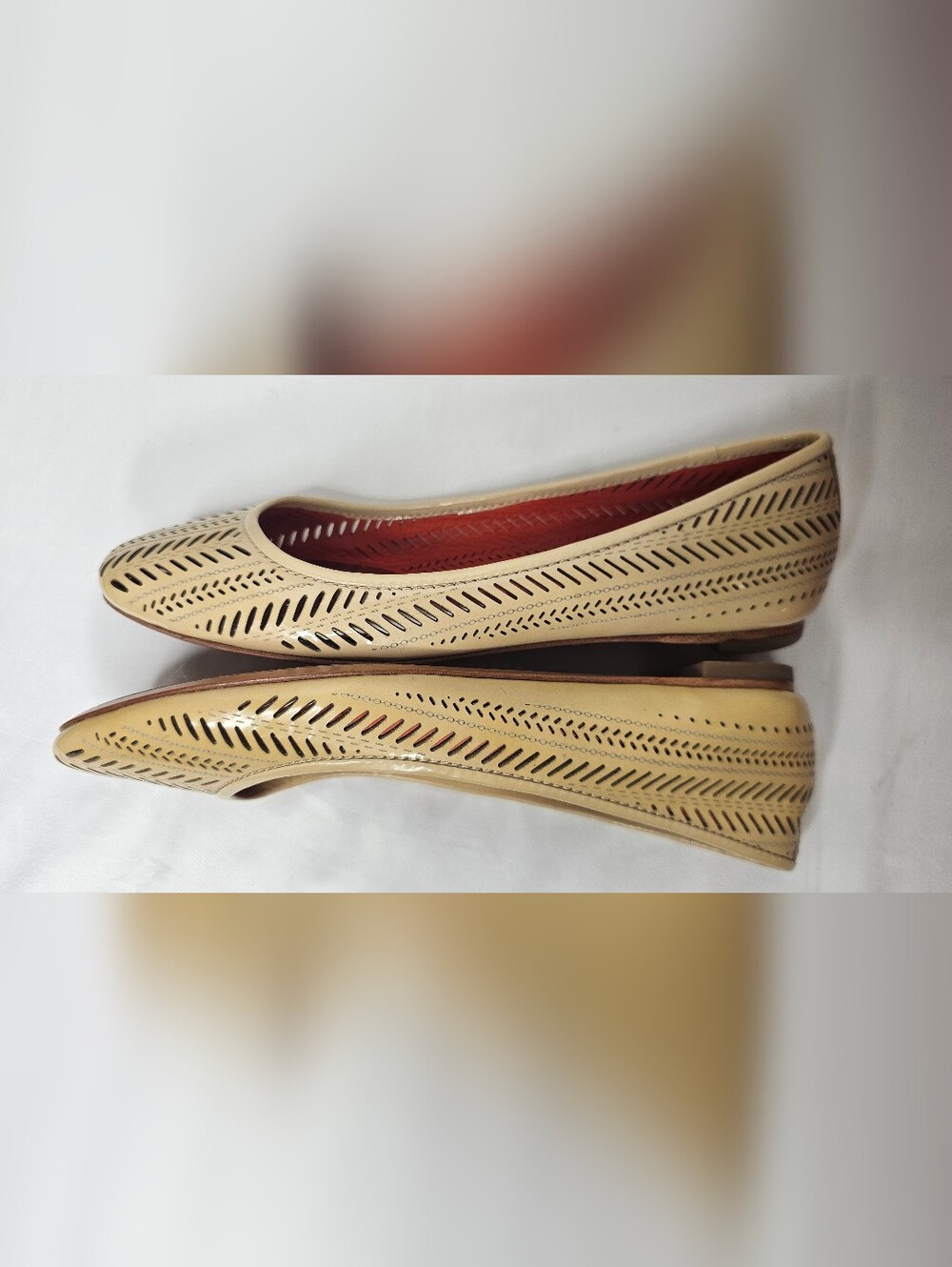 COACH Filippa Tapioca Beige Patent Laser Cut Ballet Flats Shoes 5.5 B New In Box - Picture 7 of 11